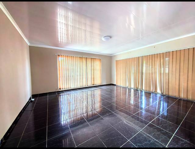4 BEDROOM HOUSE TO LET IN SASOLBURG EXT 15